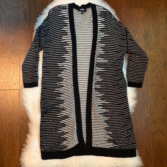 Express Black & White Front Open Women's Cardigan (S) - Picture 2 of 3